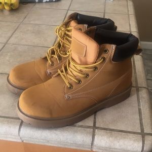 MOSSIMO SUPPLY CO WORK BOOTS